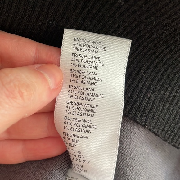 SUPER RARE TESLA sweater - Picture 6 of 7